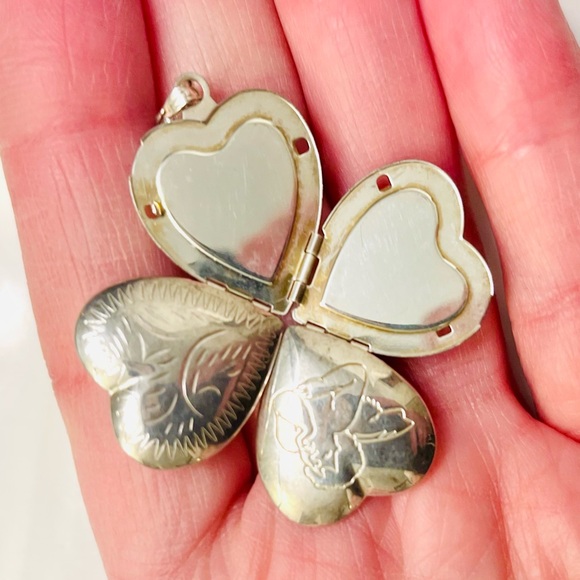 4 Photo Heart Locket Artisan Engraved Pendant Necklace, 925, RARE FIND!- Vintage - Picture 7 of 16